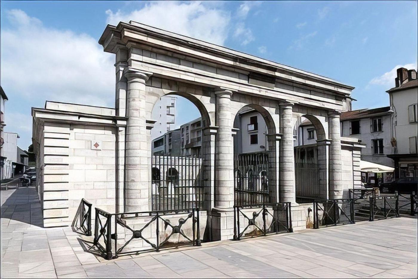 T2 A Proche Centre Et Gare Dax